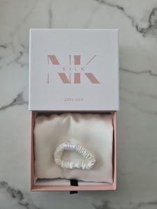 TAIE D'OREILLER EN SOIE BLANCHE